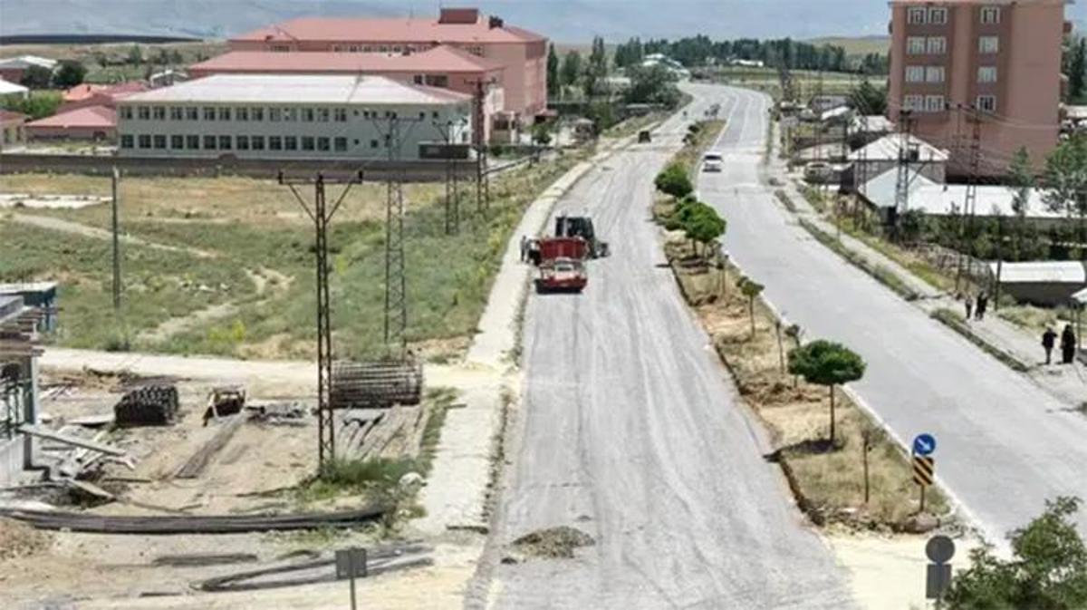 Van Başkale'de 3 milyonluk altyapı hamlesi: Çalışmaların %80'i tamamlandı!