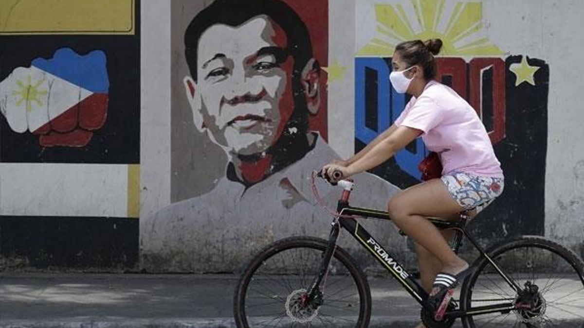 Filipinler Devlet Başkanı Duterte, Kovid-19 önlemlerine uymayanları tehdit etti