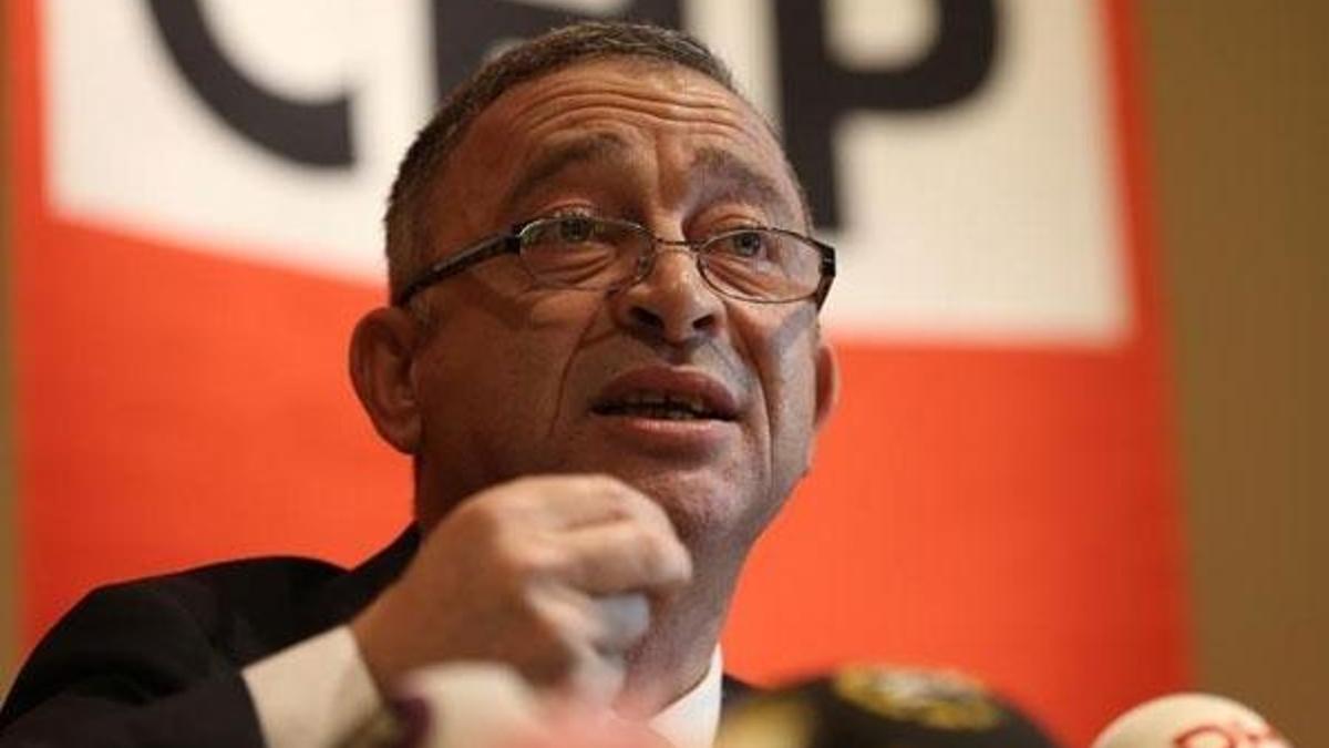 Kocasakal'ın CHP'den ihraç edilmesi tepki çekti