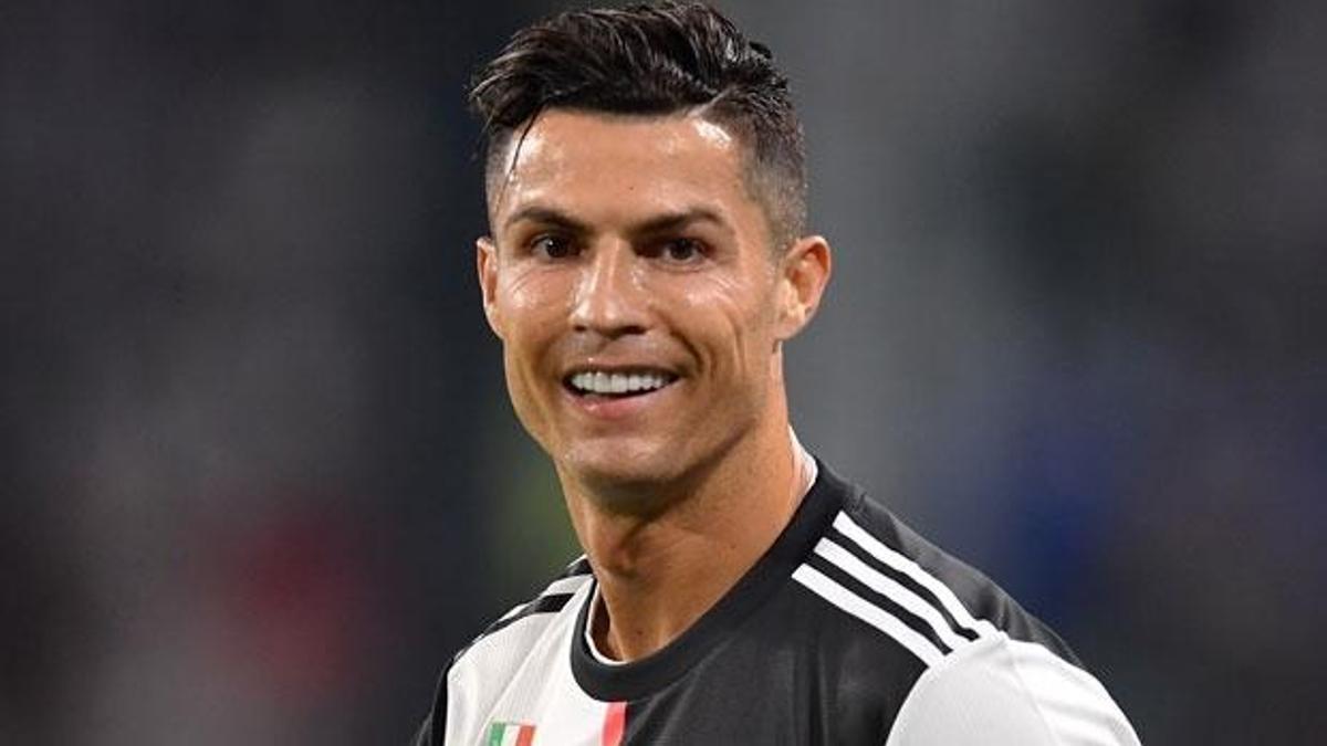Cristiano Ronaldo, 1 milyar dolar kazanan ilk futbolcu olacak