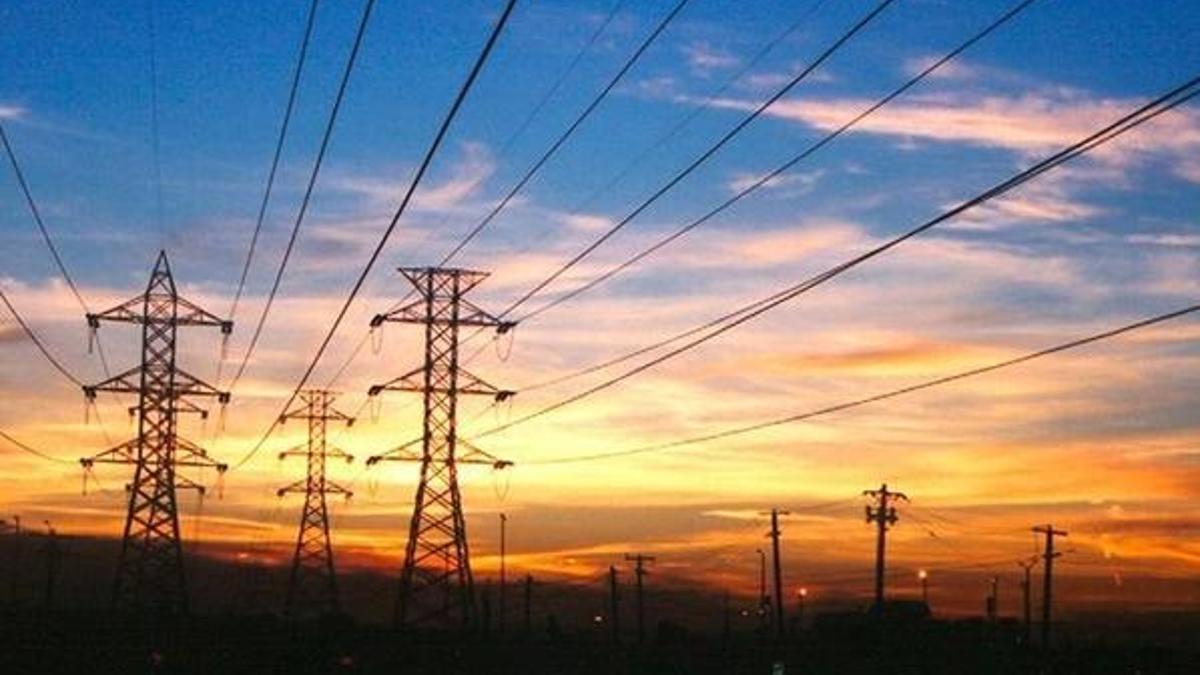 Enerji şirketleri corona virüs nedeniyle çalışma saatlerini değiştirdi