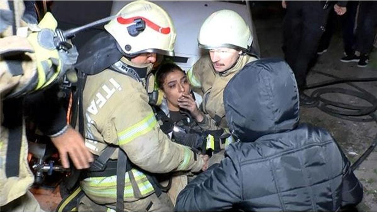 Güngören'de doğalgaz patlaması: 1'i ağır 4 yaralı