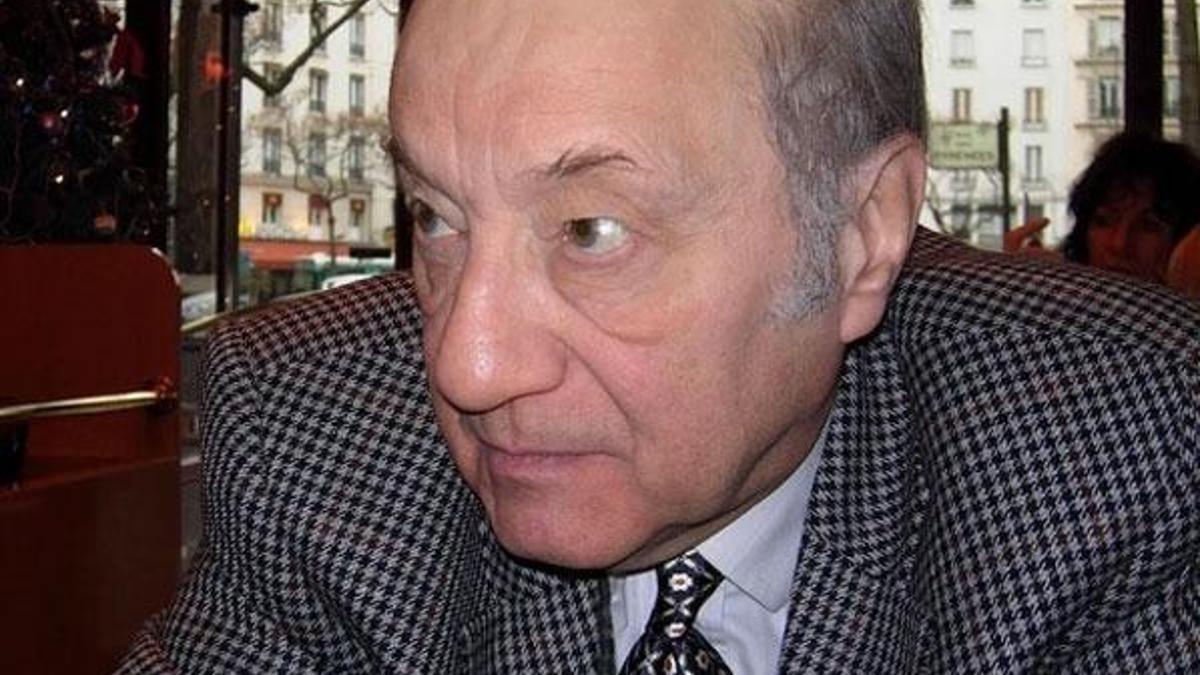 Usta oyuncu Çoşkun Tunçtan hayatını kaybetti