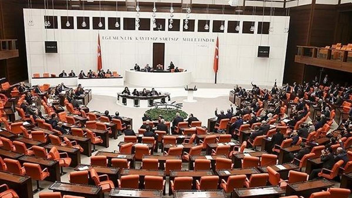 AK Parti Grup Başkanvekili'nden 'infaz düzenlemesi' açıklaması