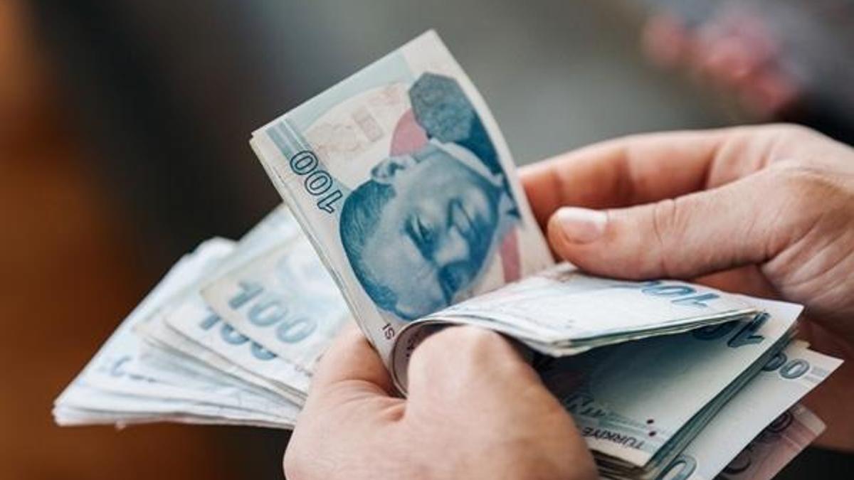 Kısa çalışma ödeneği alamayanlar ne olacak? Kısa çalışma ödeneği alamayanlar için 1.170 TL ücretsiz izin parası verilecek! İşte detaylar…