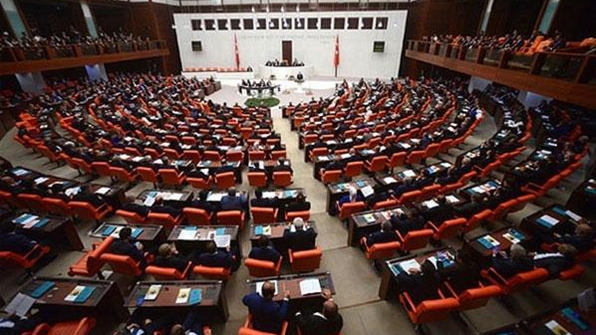 Üç ay süreyle işçi çıkarmayı yasaklayan düzenleme komisyondan geçti