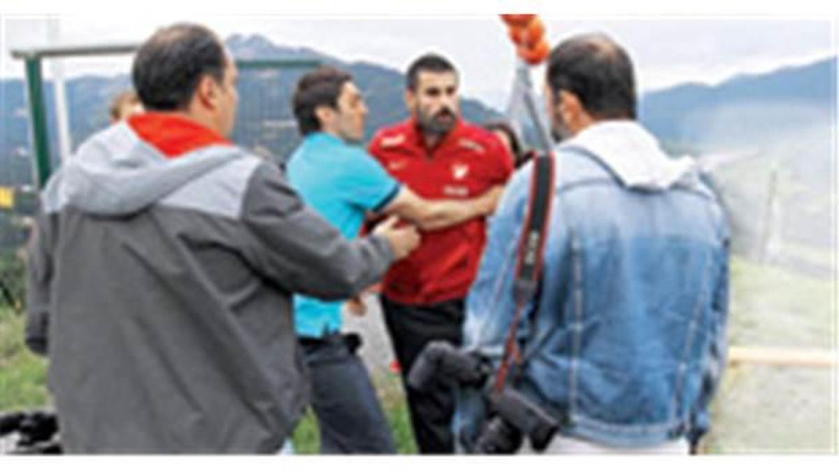 Volkan bizi evden aldırsana