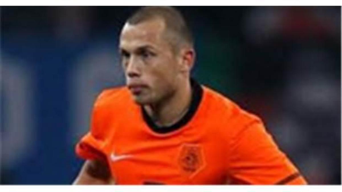 Yobo’nun alternatifi Heitinga