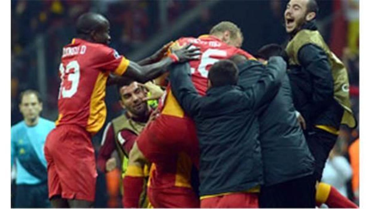 Arena'da Şeytan'ı Aslan çarptı!