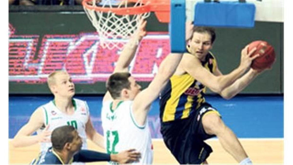 Fener güle oynaya!