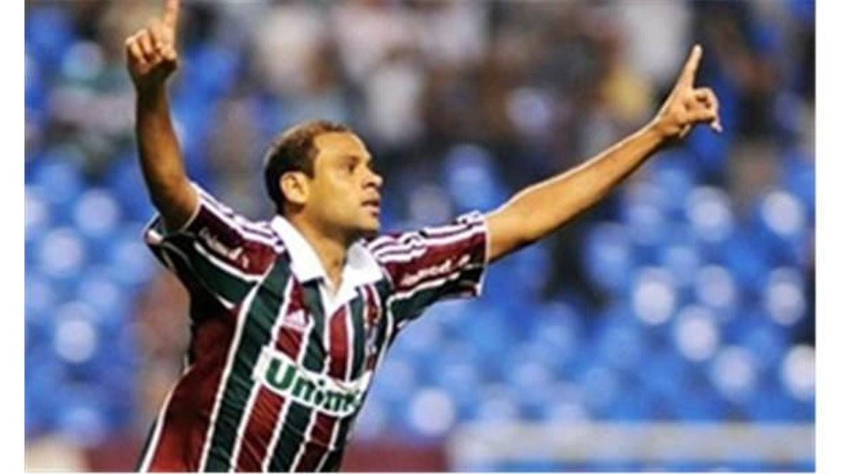 Ne Kaka ne Diego: Terim'in ilk hedefi o!