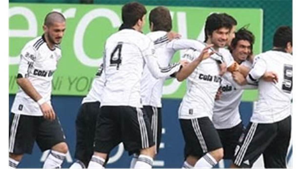 3 Kartal’a yol göründü