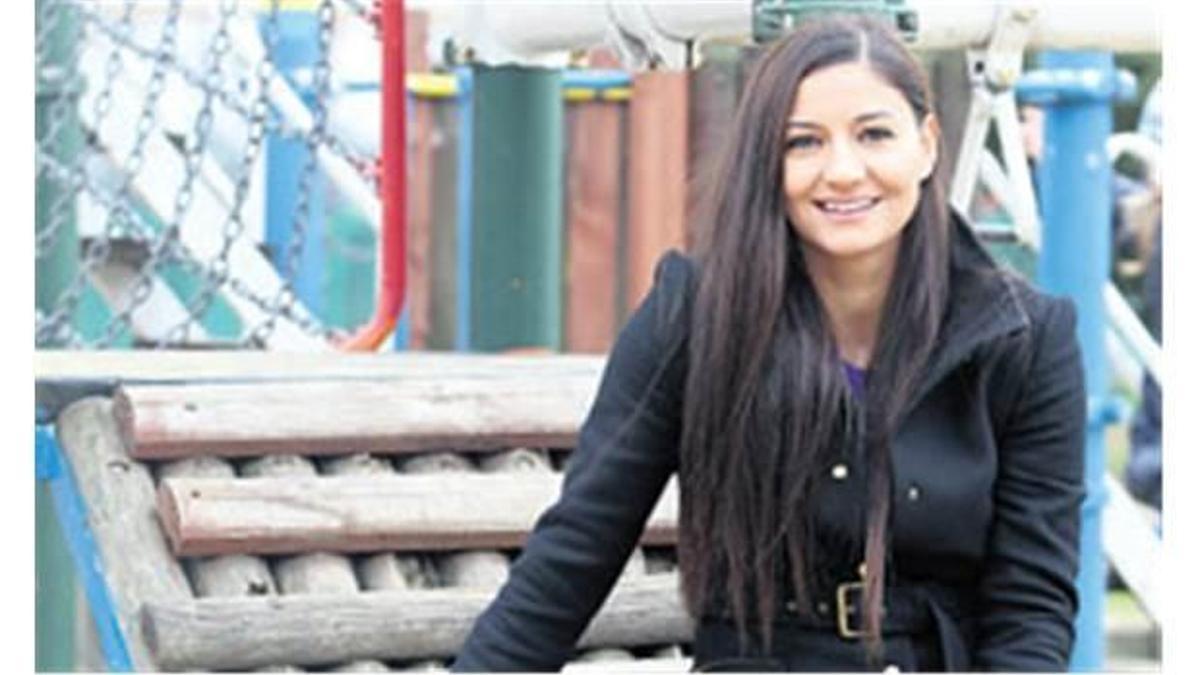 2 kupayı da alırız