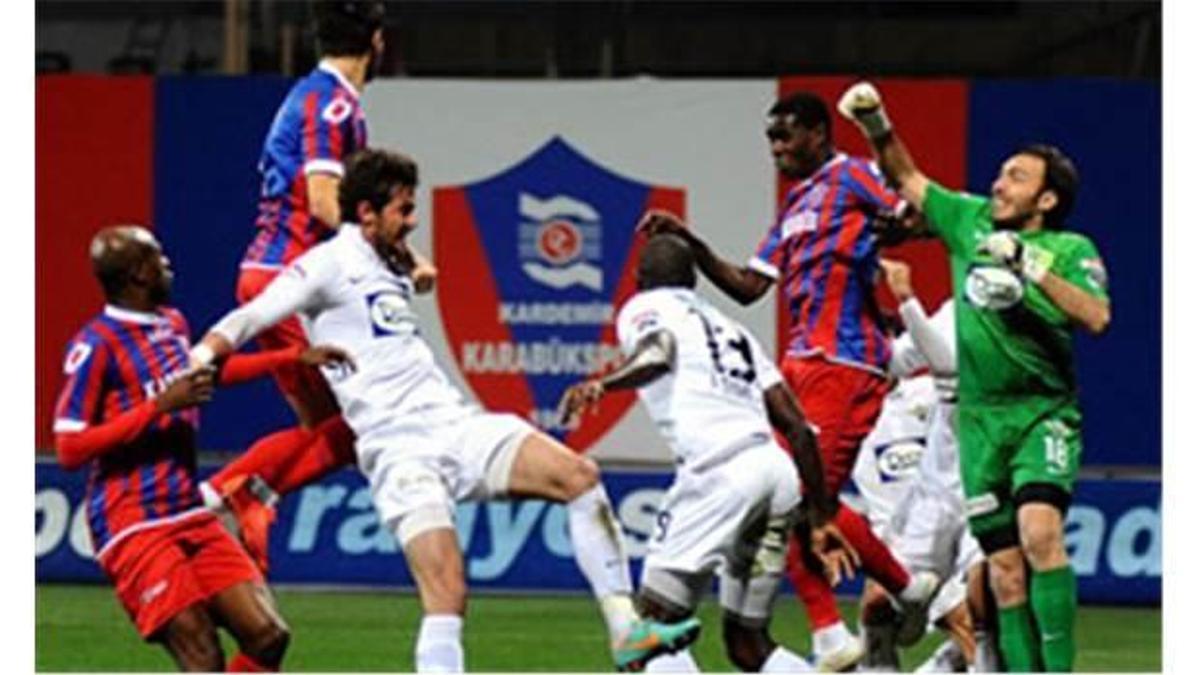 Akhisar bırakmıyor