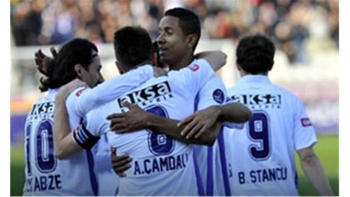 Gol düellosu Ordu'nun