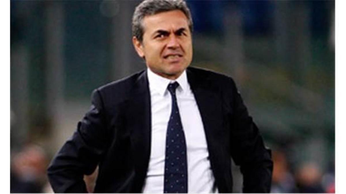 Ve Terim'i geçiyor...