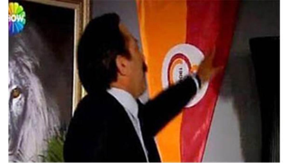 G.Saray bayrağı çöpe atılınca...