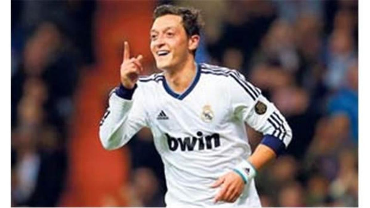 Mesut sözleşmesini uzatmak istiyor!