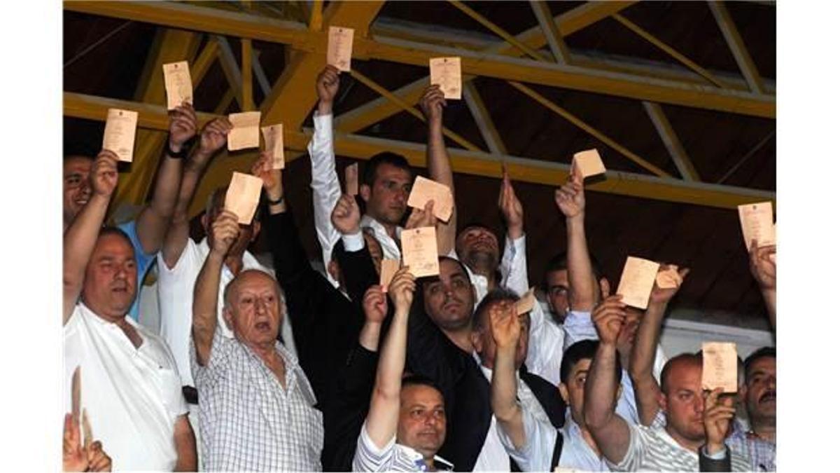 Genel kurulda ilginç olay