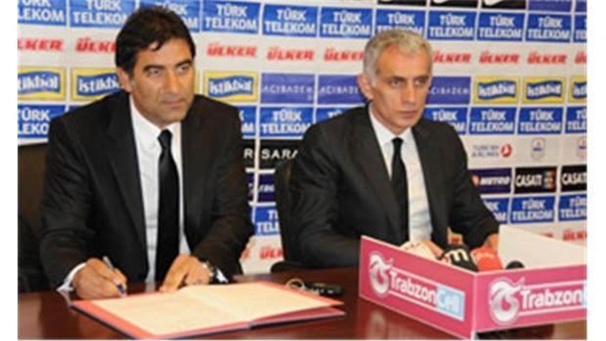 Trabzonspor'da imzalar atıldı