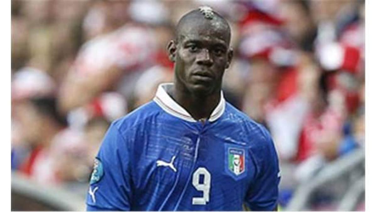 Balotelli özür diledi!