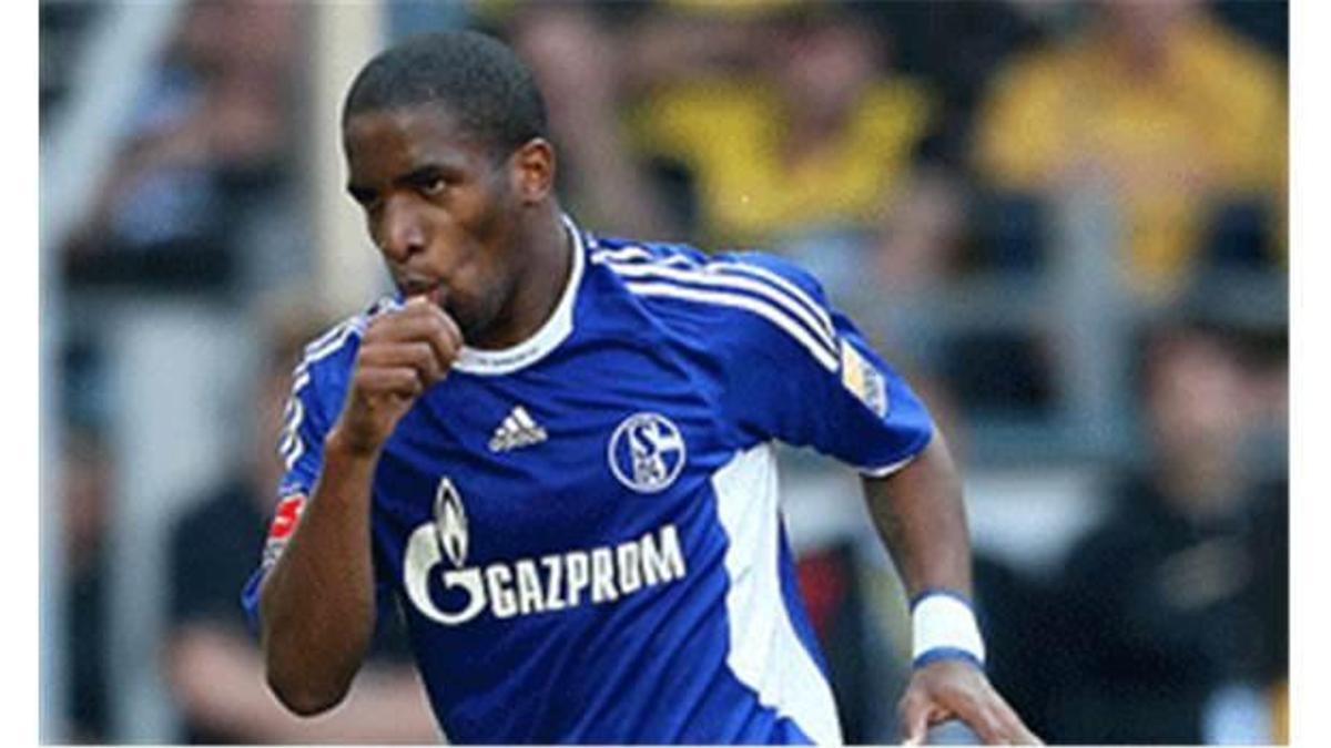Schalke'den Farfan açıklaması!