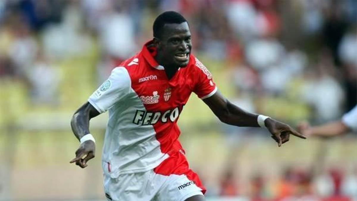 Toure imzaya geliyor