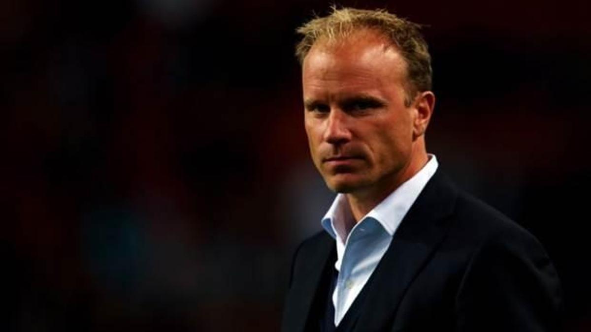 Bergkamp'tan Özil'e övgü