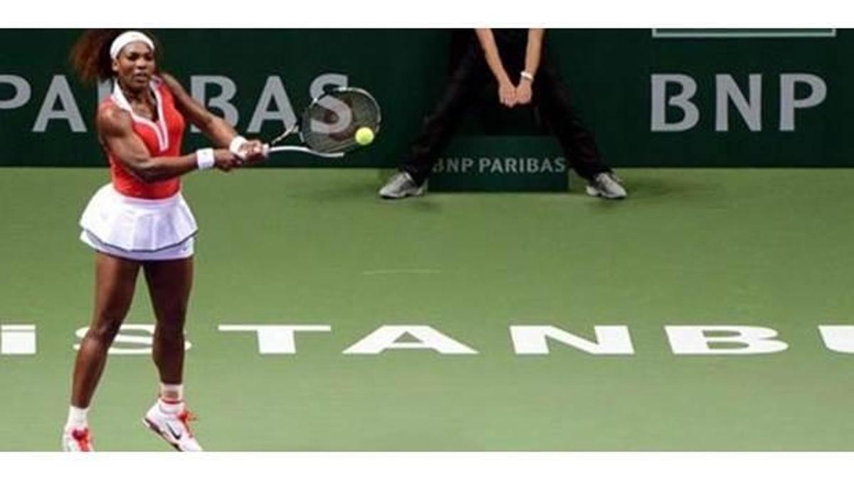 Serena zorlanmadı!