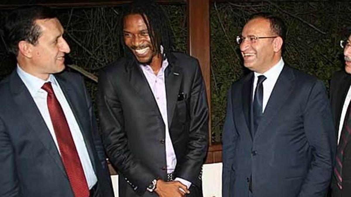 Bozdağ ile Song'dan derbi yorumu