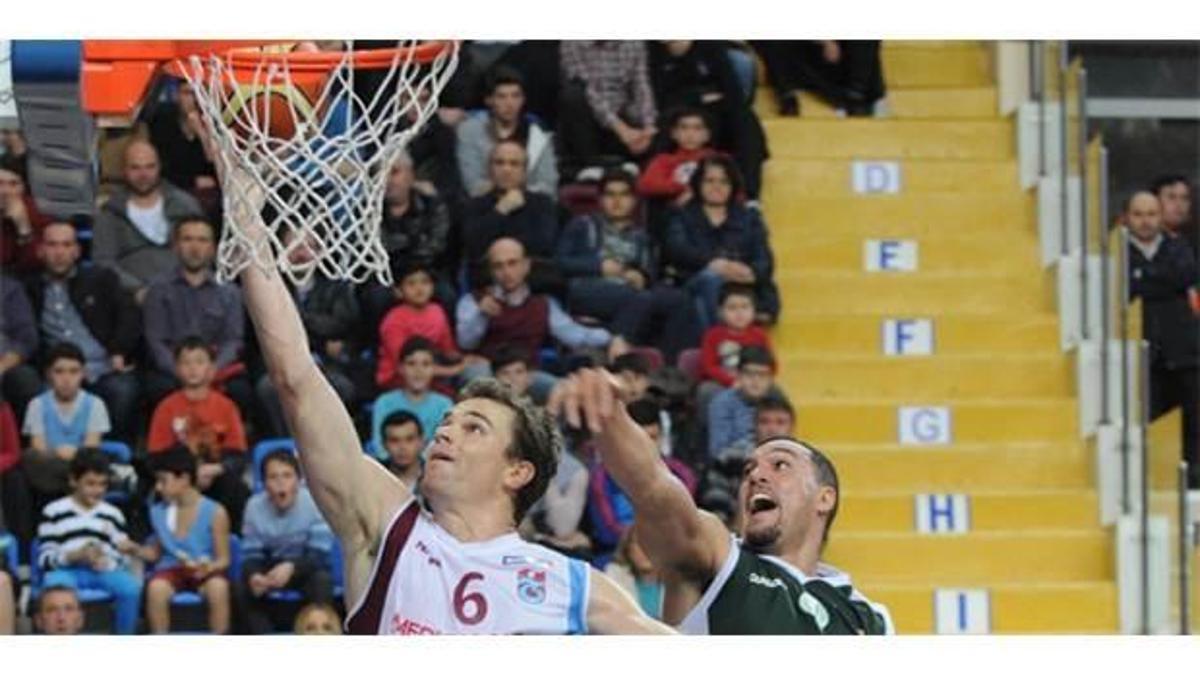 Trabzonspor'dan, Aliağa Petkim'e fark!