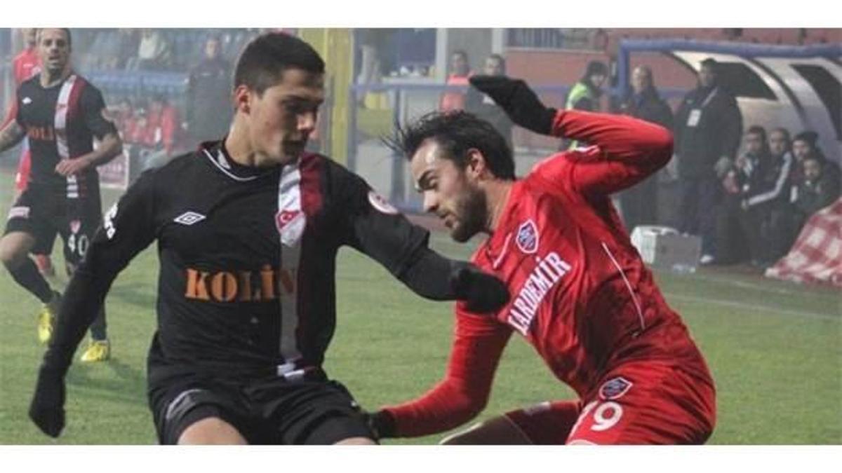 Gakkoş 'Demir'i büktü