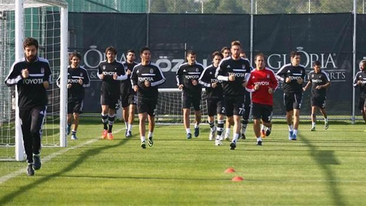 Necip Uysal hastaneye gitti