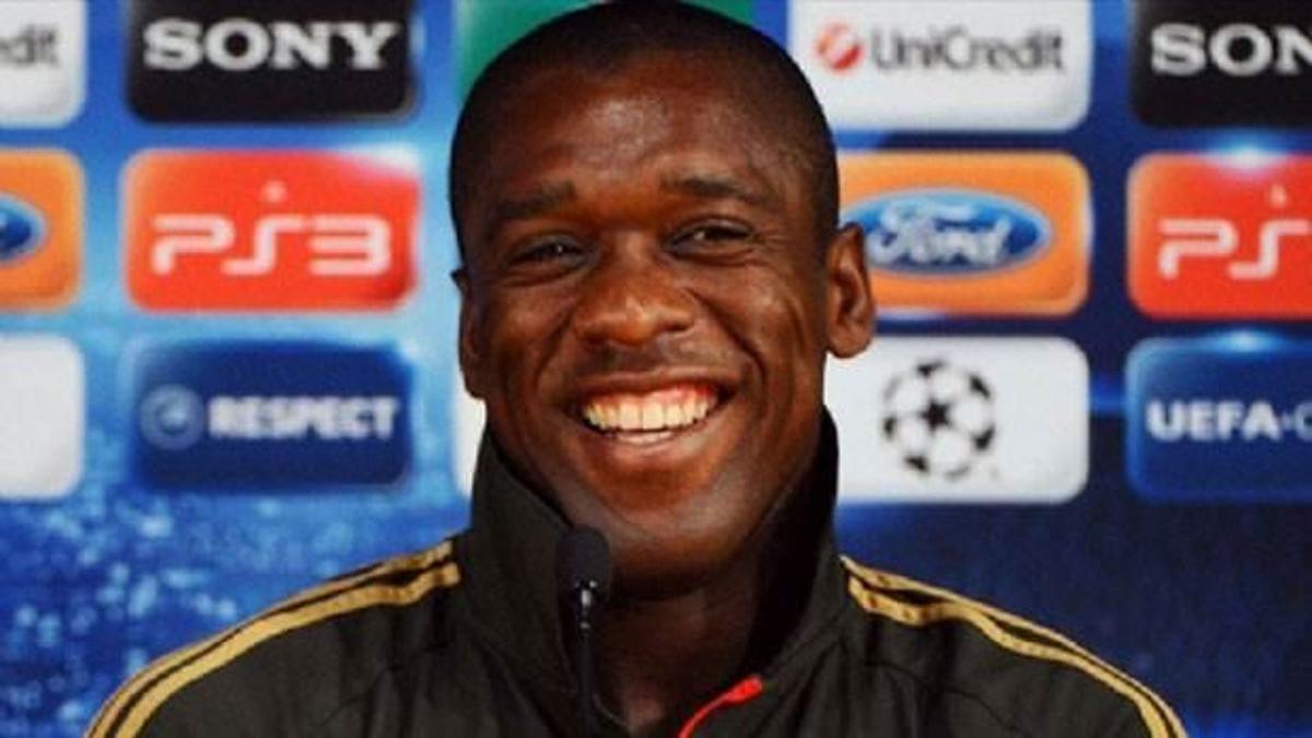 Seedorf resmen imzaladı!