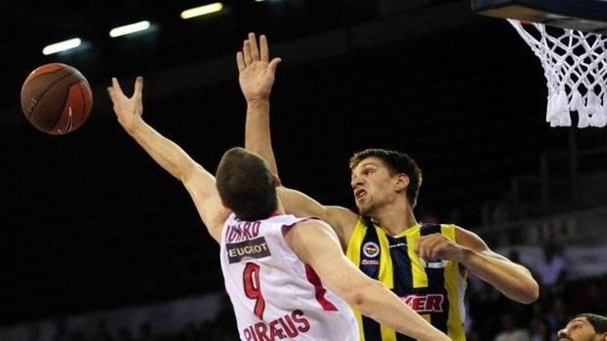 F.Bahçe'de şok! Sezonu kapattı...