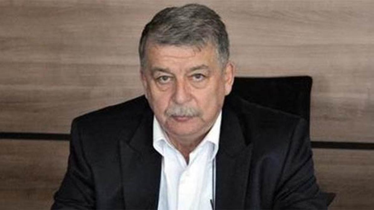 'Hocamız oyuncu bakıyor'