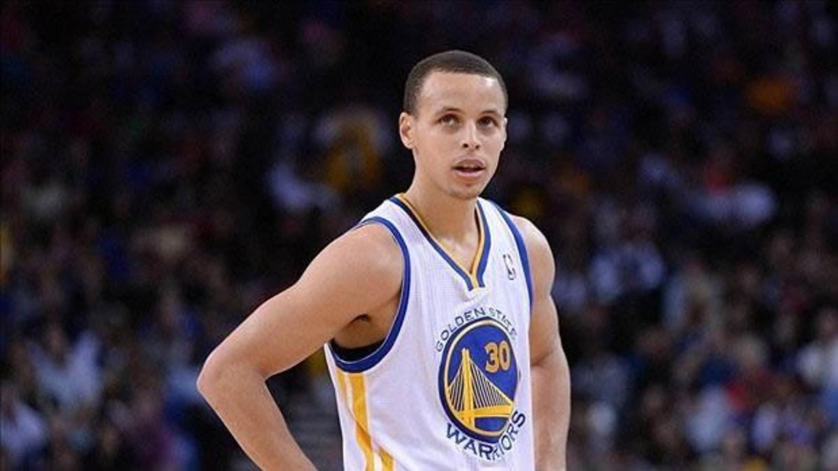 Golden State Charlotte'a çarpıldı!