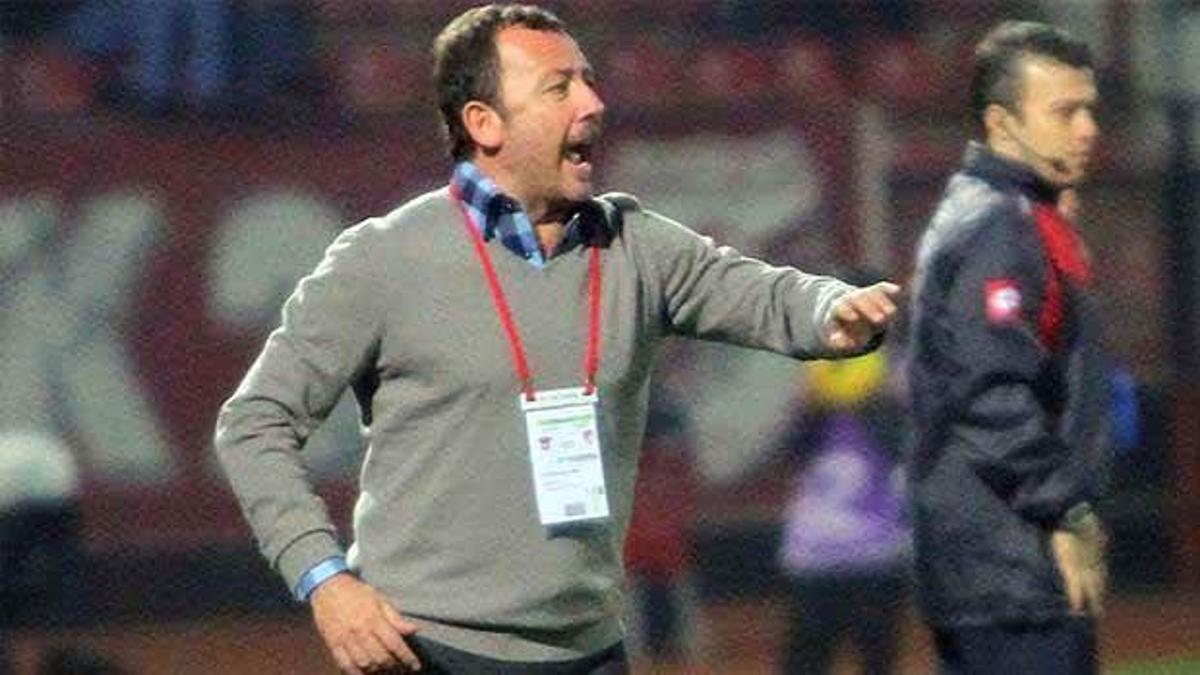 İlk darbe Beşiktaş'tan