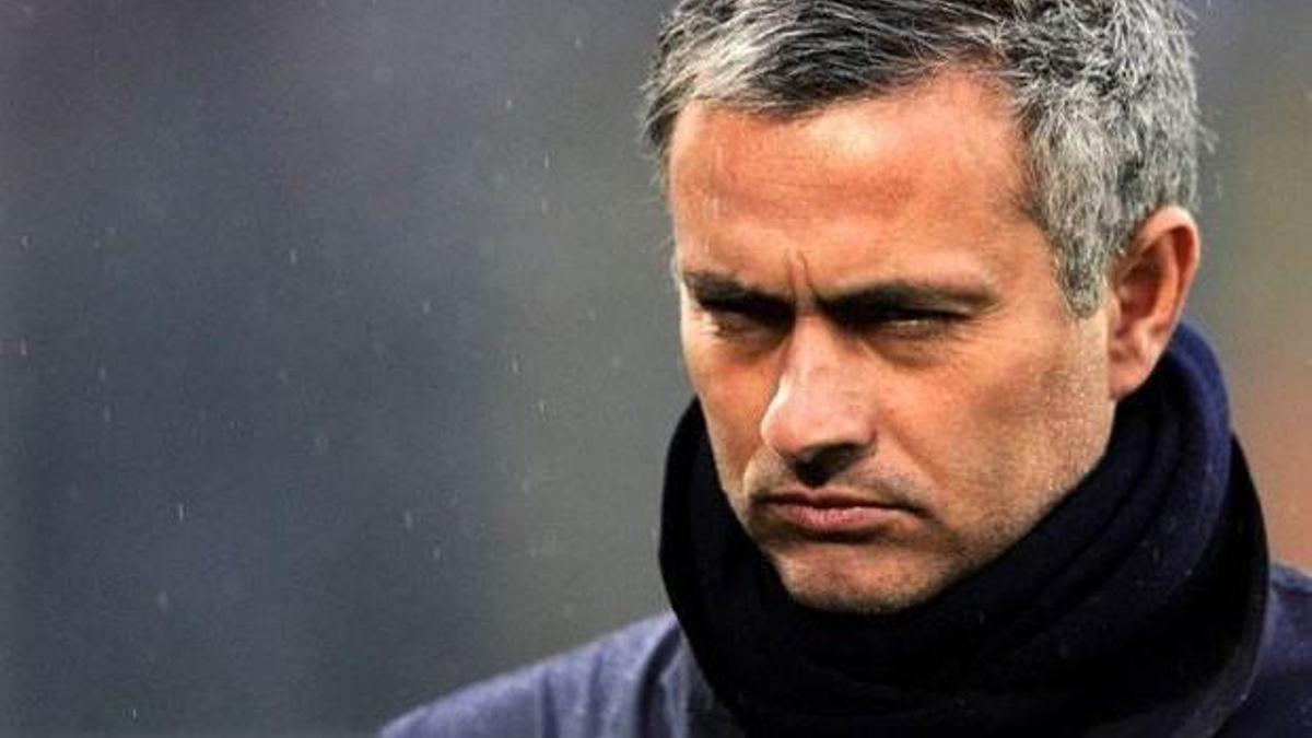 Mourinho'dan büyük taş!