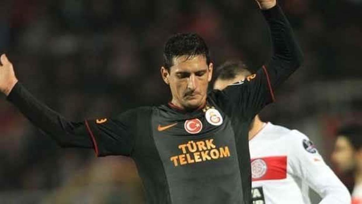 Burdisso'nun mutlu günü!