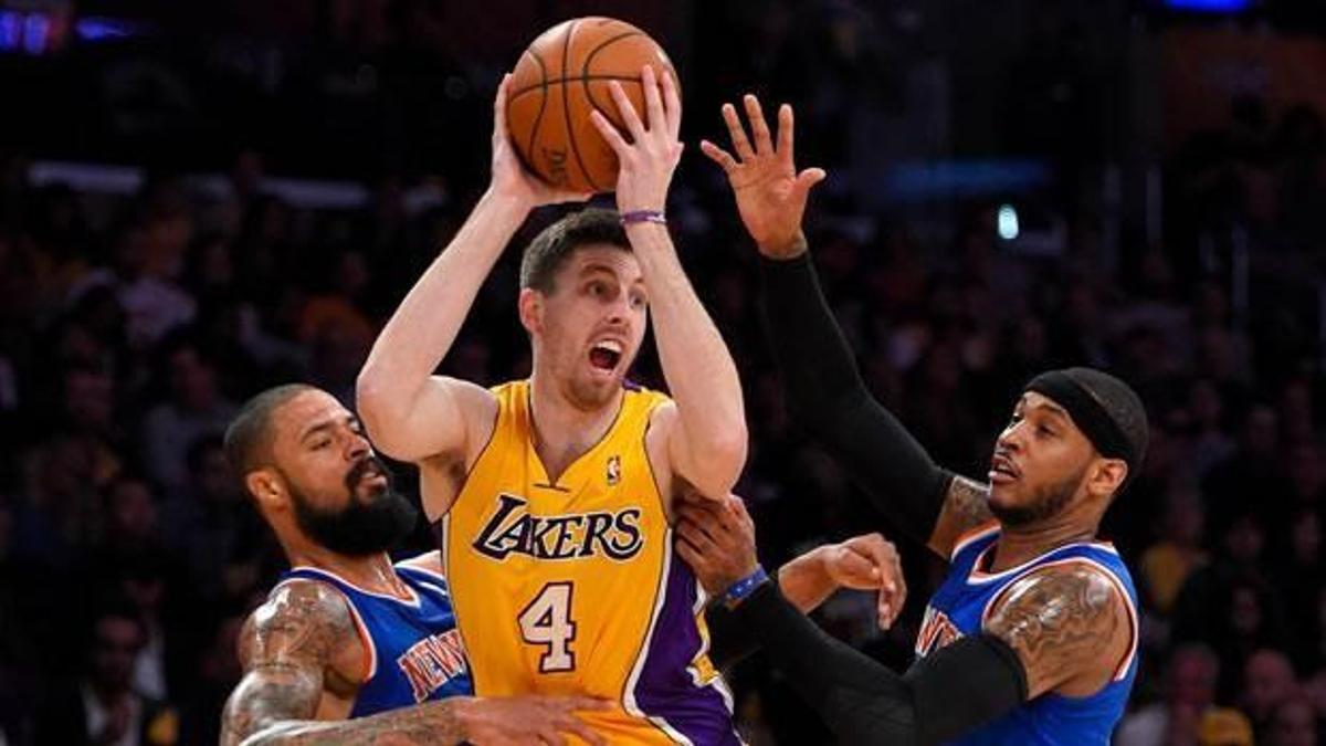 Lakers New York'a patladı!