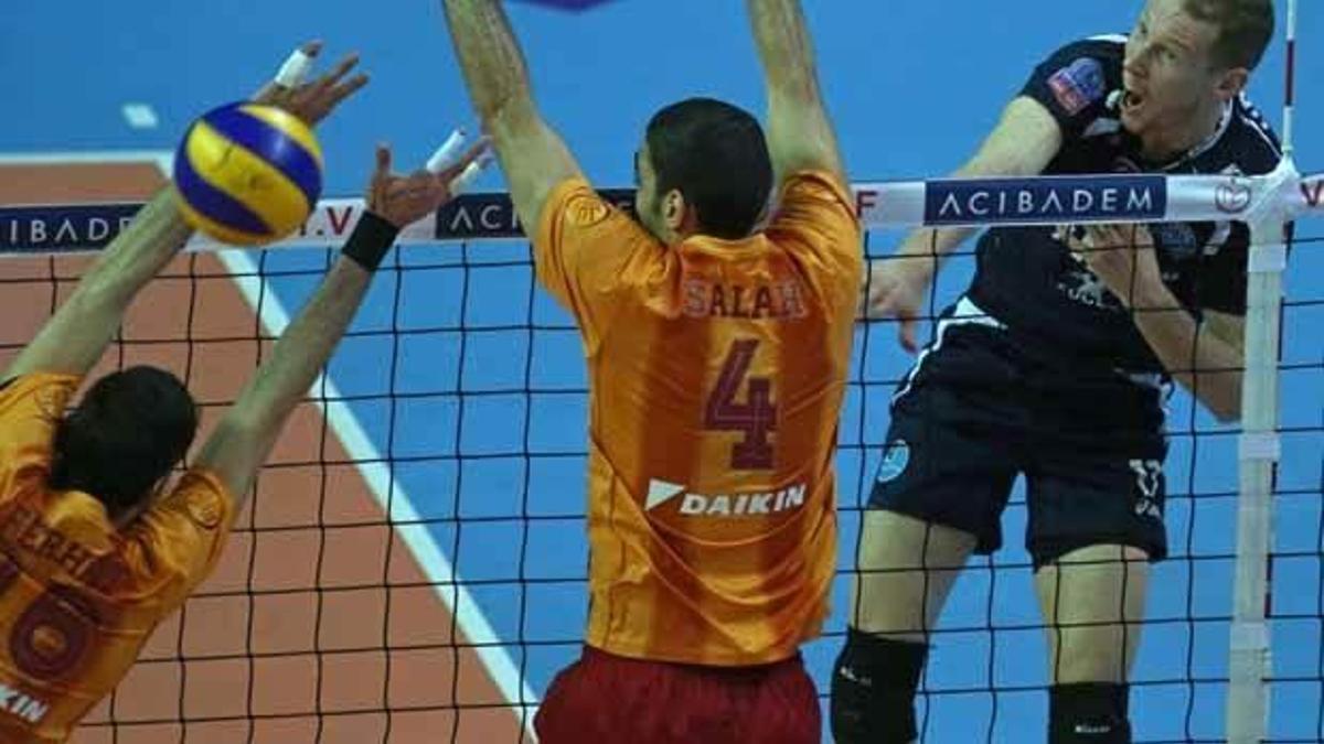 G.Saray veda etti!