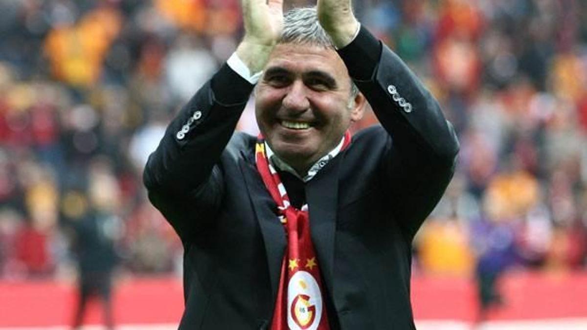 Hagi yeni takımını açıkladı!
