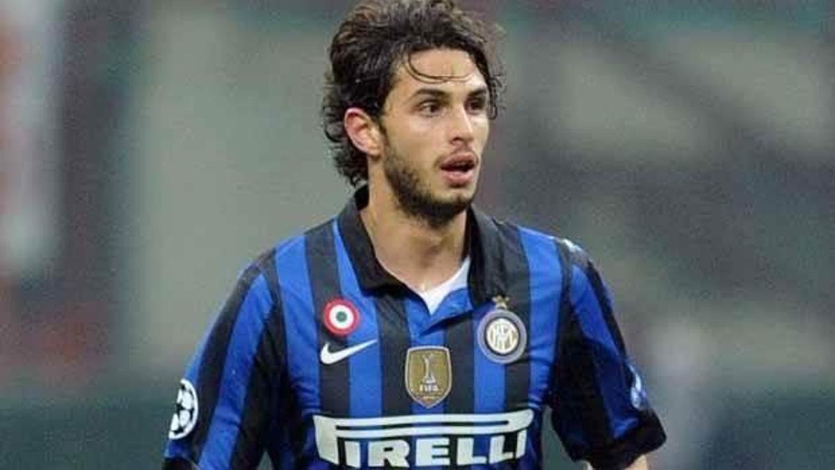 Ranocchia elden kaçıyor
