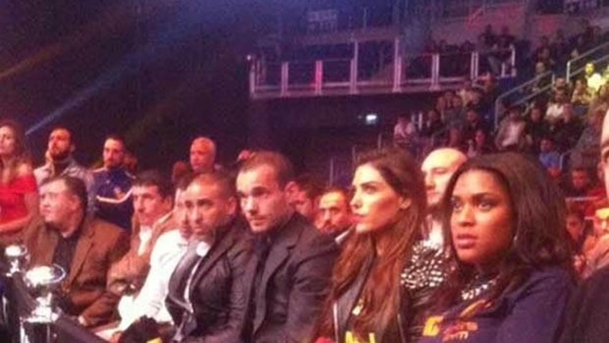 Sneijder kick boks maçı izledi