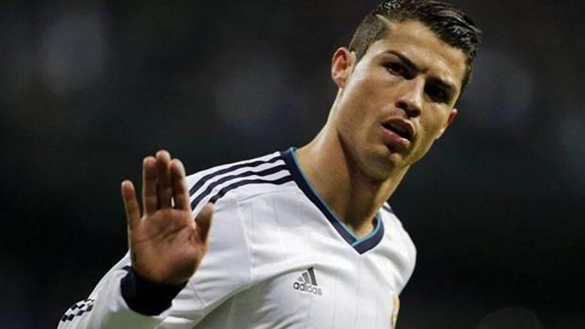 Ronaldo 10'un peşinde