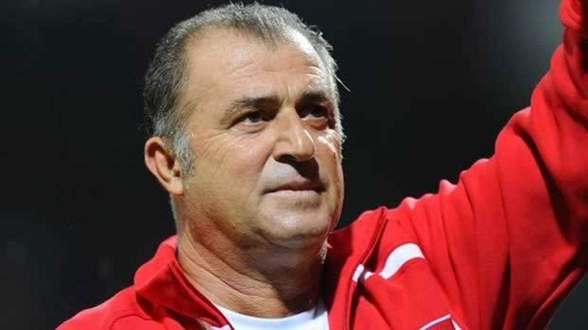 Terim gençlerden memnun!
