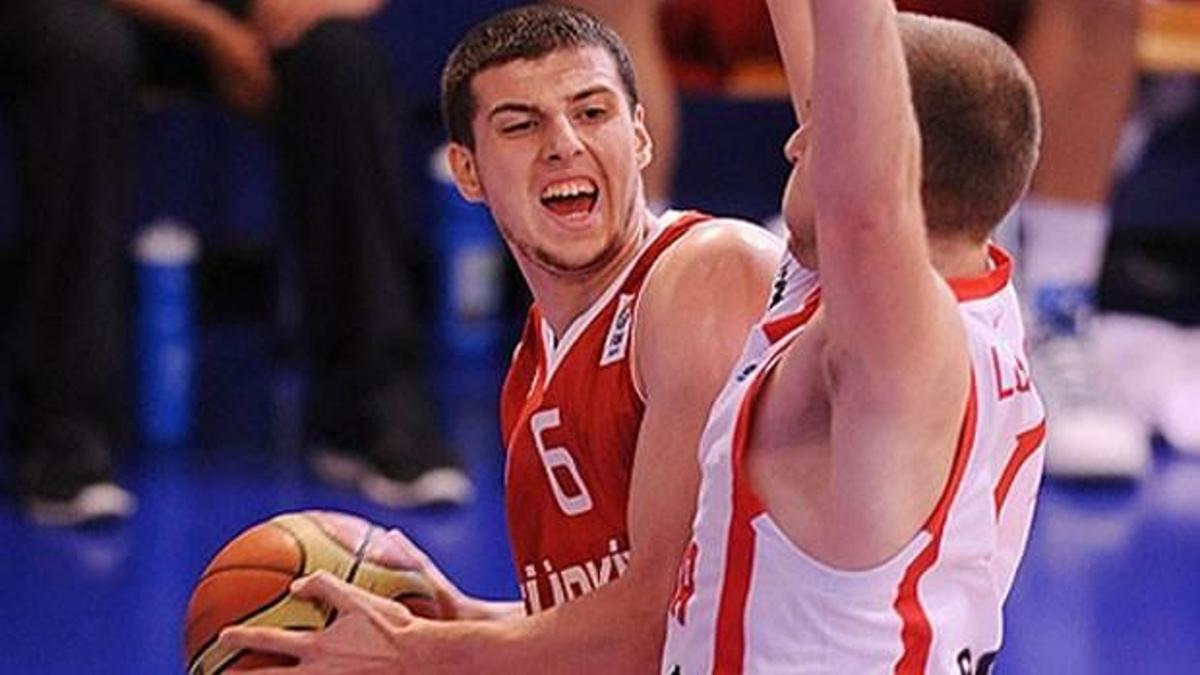 NBA'e bir Türk daha...