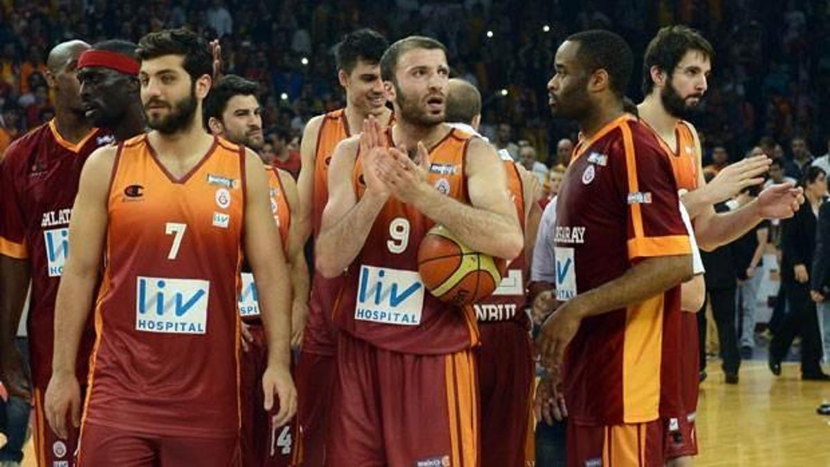 'G.Saray Avrupa'ya gidemez'