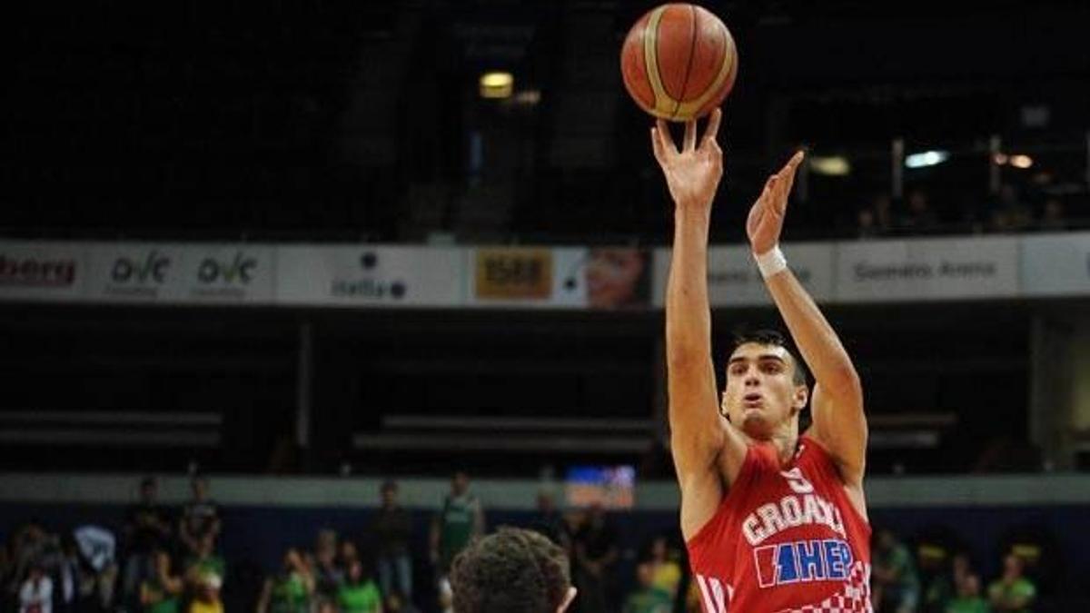 Hırvat yıldız Aandolu Efes'te